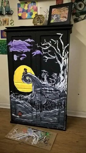 The nightmare before Christmas free  hand painted chest